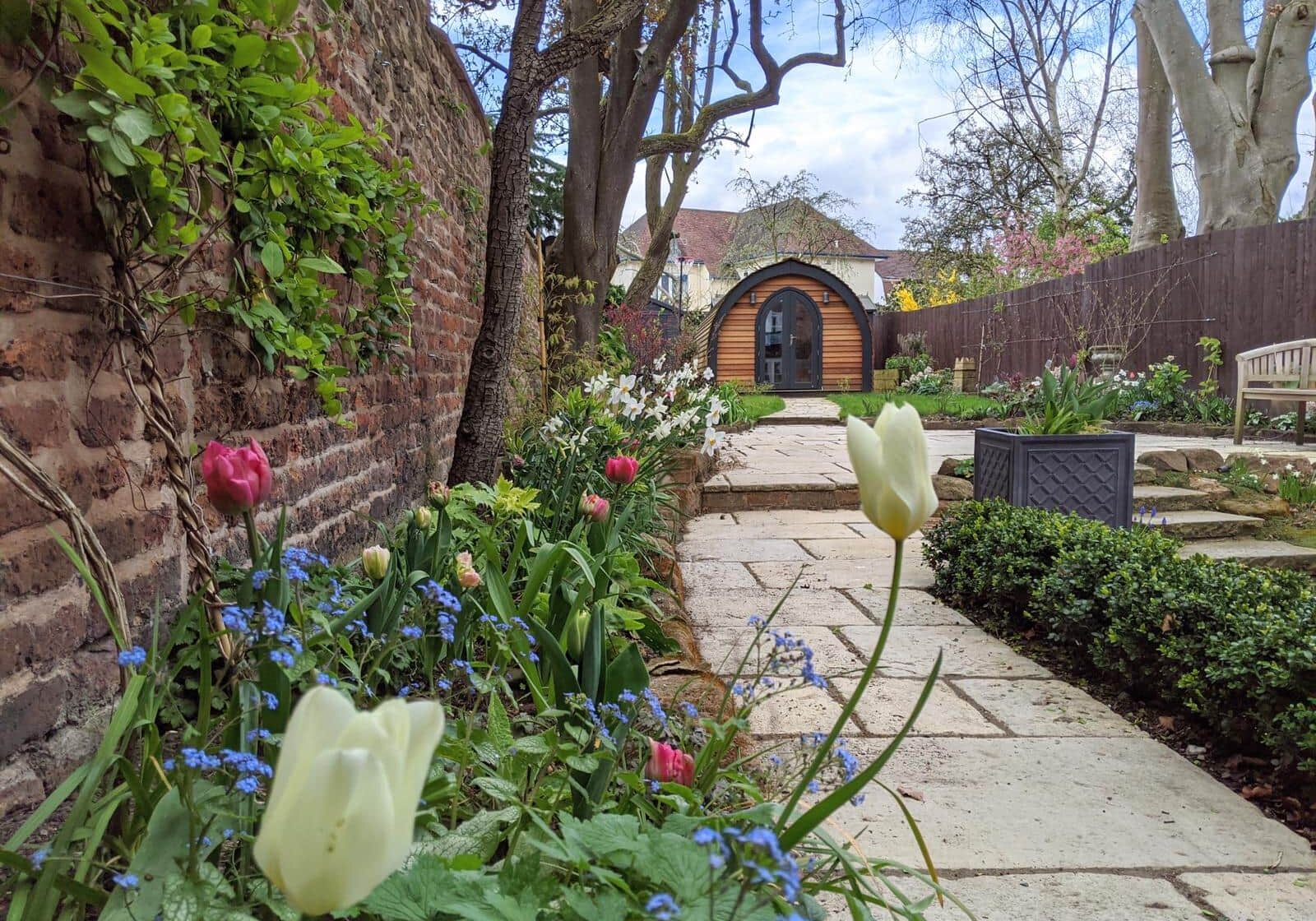 The Mews Cottage Garden in Chester